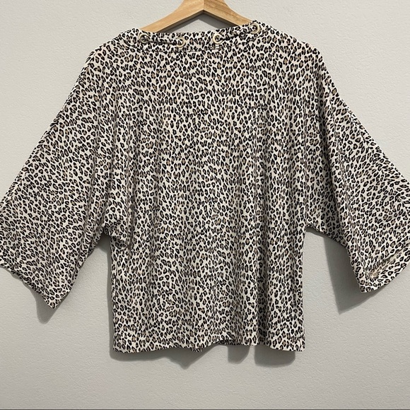 Chico’s Blouse Cheetah Leopard Animal Print Dolman Sleeve Bow Tie Womens Small S - Picture 2 of 13